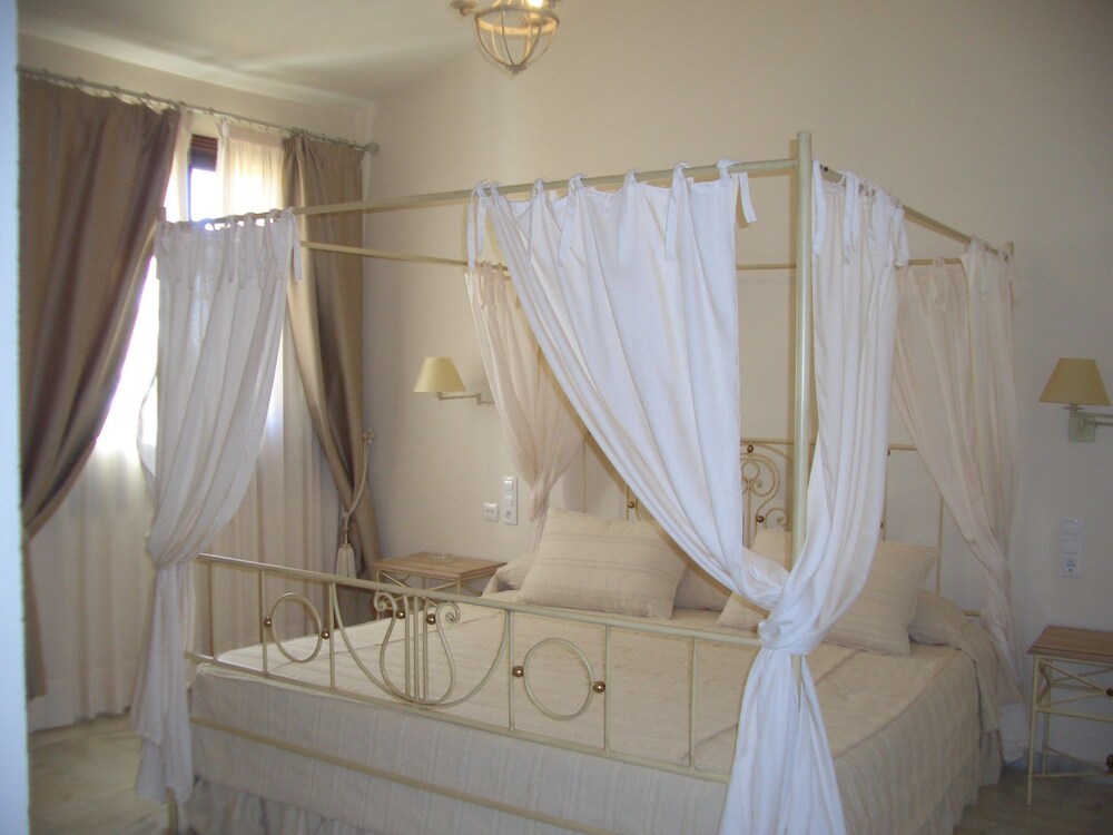 Hacienda Los Jinetes — Carmona — photo 4