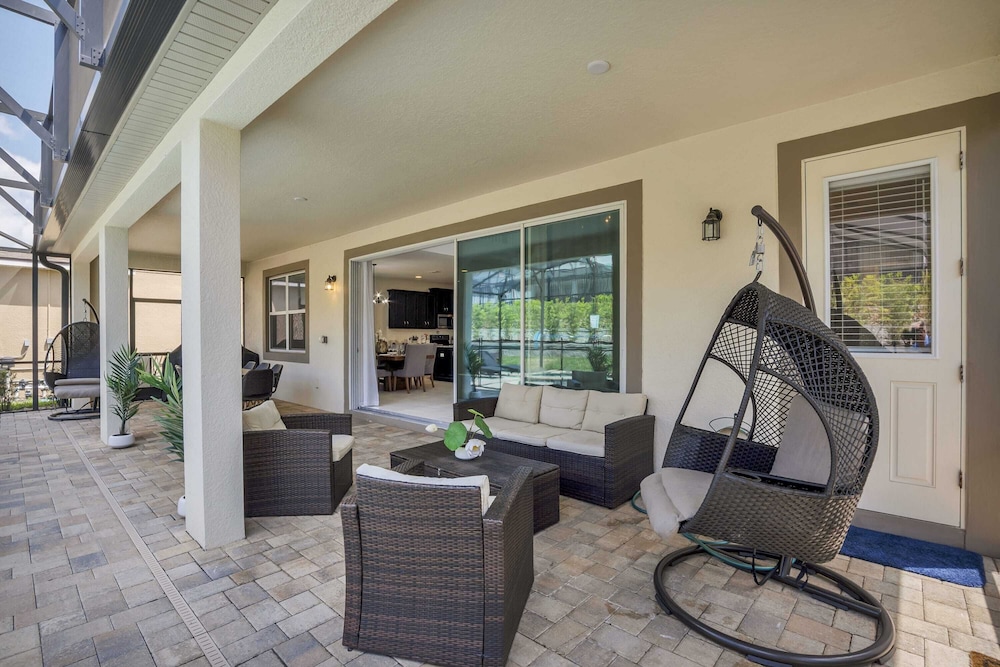 Luxurious Villa With Modern Decor and Huge Pool in Upscale Resort #6s820 - photo 96