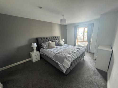 Luxury 2 Bed Fully Equipped City Centre Apartment — 4-Star Luxury Hotel in Cork, Republic of Ireland