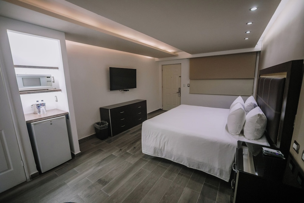 Quinta Dorada Hotel and Suites