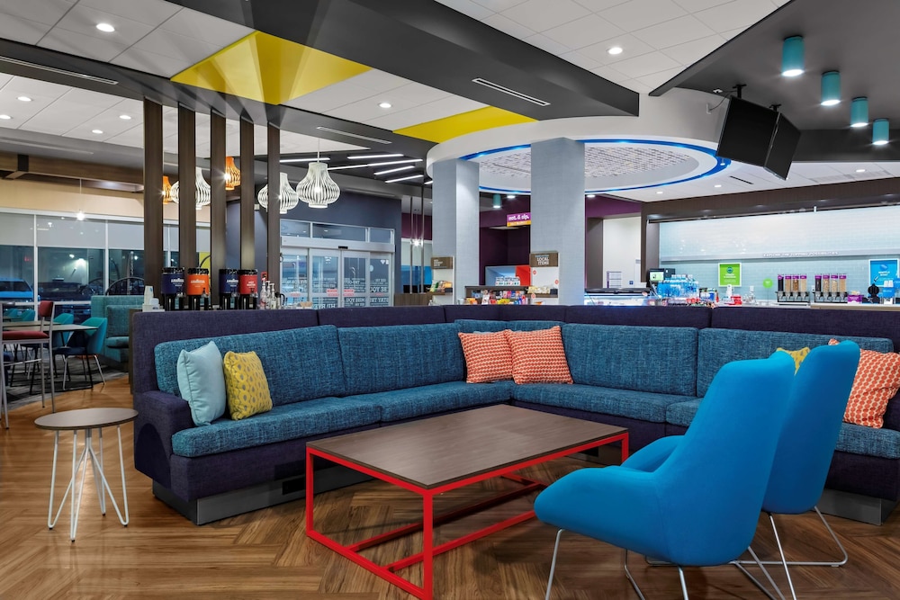 Tru by Hilton Cypress Houston - photo 18