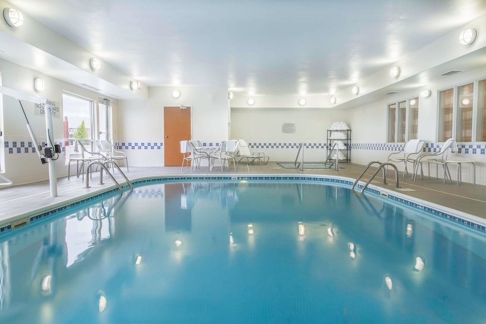 Fairfield Inn & Suites Fargo - photo 15