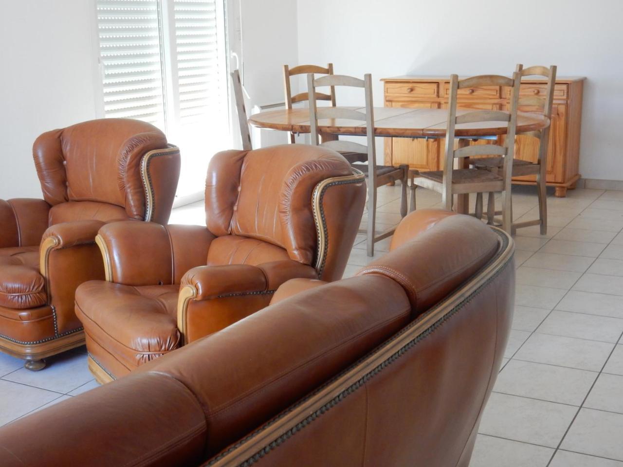 Maison 3 Chambres 120m2 3km Ploermel — 4-Star Luxury Hotel in Ploermel, France