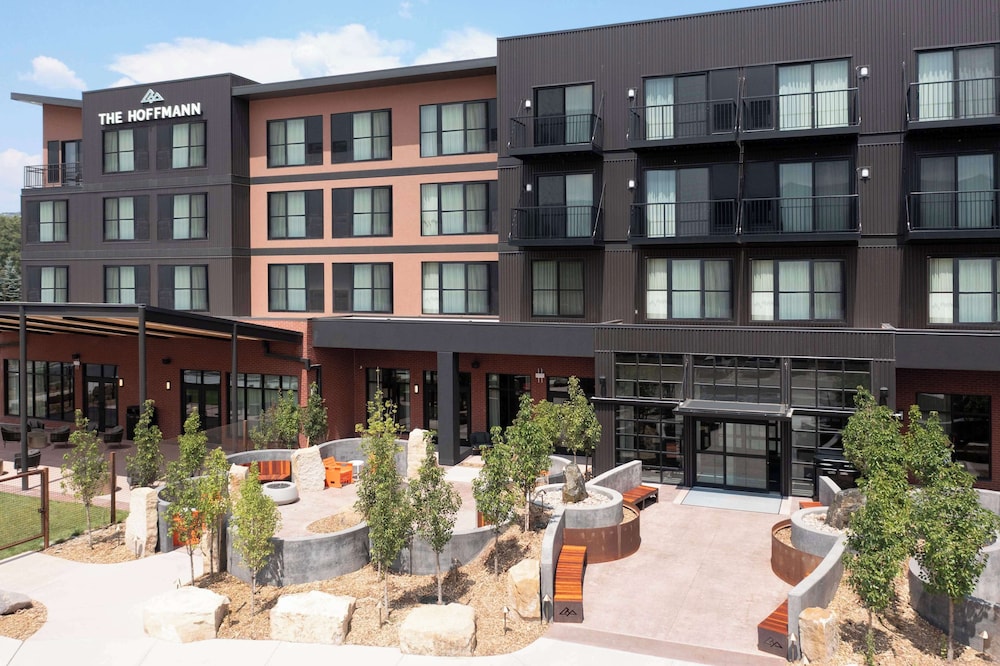 The Hoffmann Hotel Basalt Aspen Tapestry Collection by Hilton — hotel in Basalt