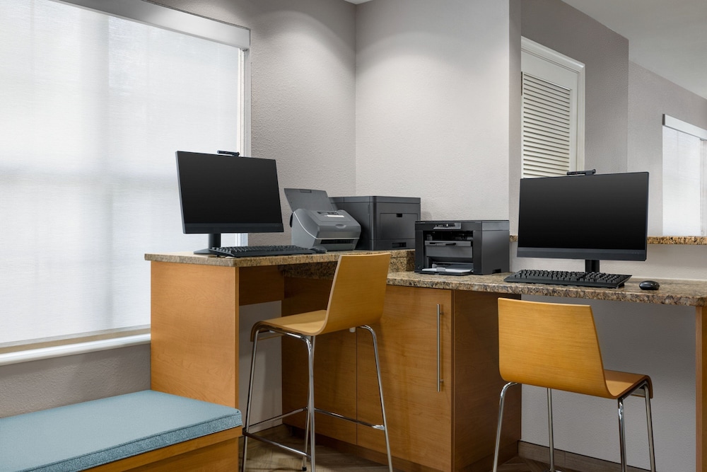 TownePlace Suites by Marriott Fort Meade National Business Park - photo 29