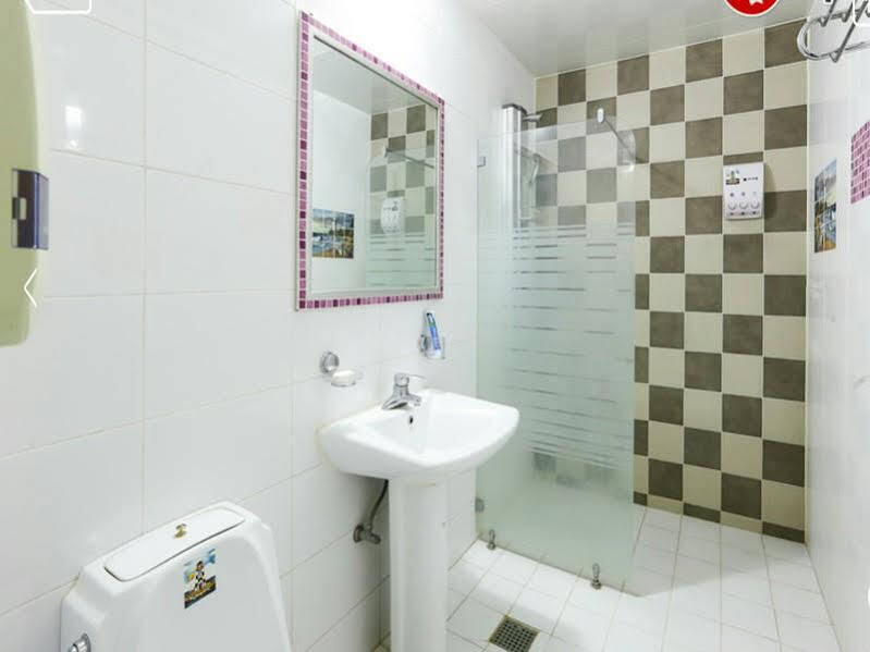 Hole in One Hotel in Chinju, South Korea