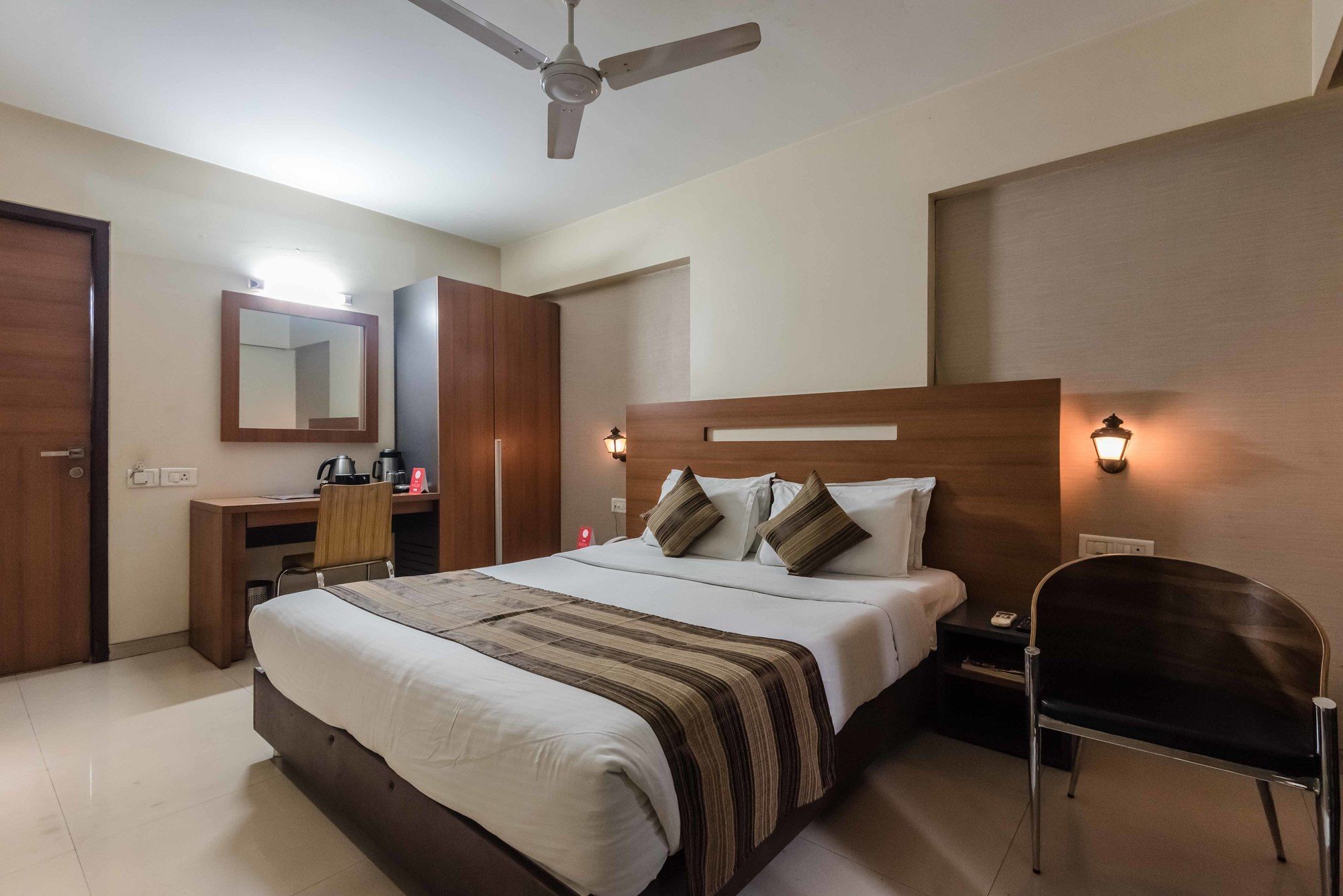 OYO 6833 Hotel Tanish Residency — hotel in Navi Mumbai
