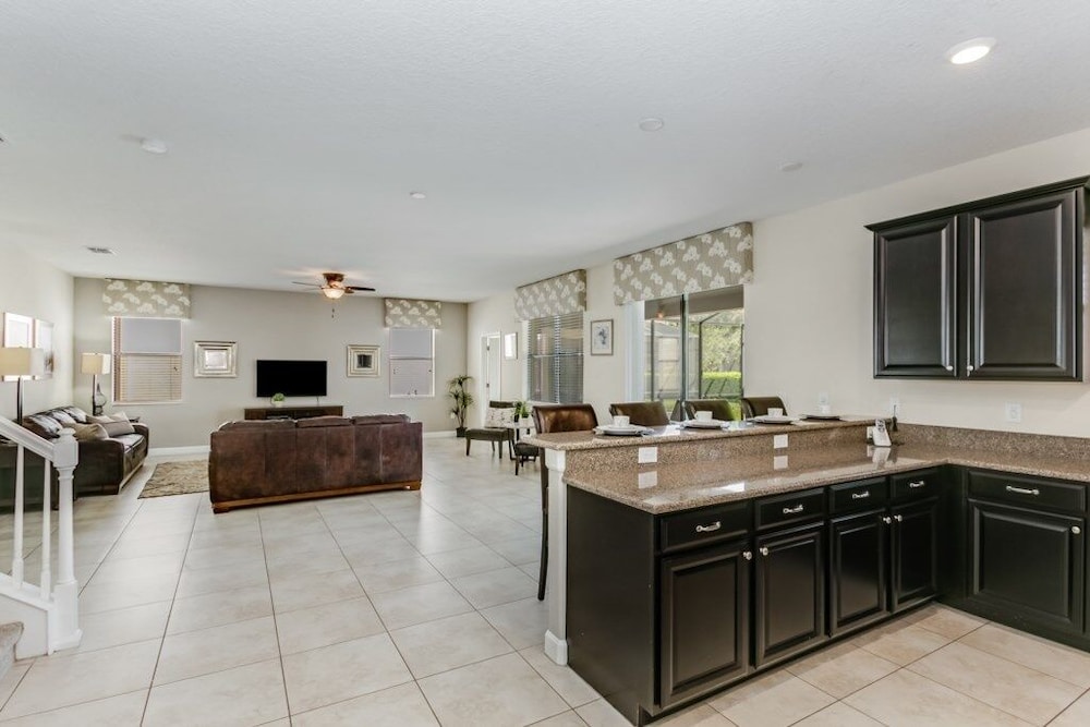 Best Resort In Disney Area 6 Bedroom Villa by RedAwning - photo 18