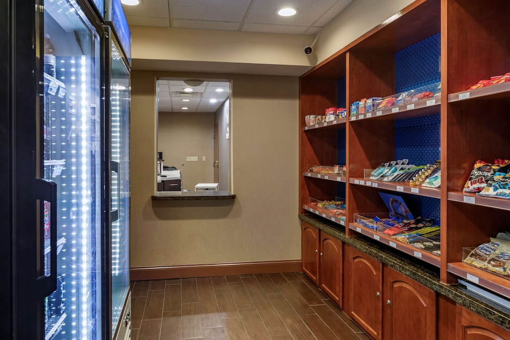 Hampton Inn Norco Corona Eastvale - photo 38