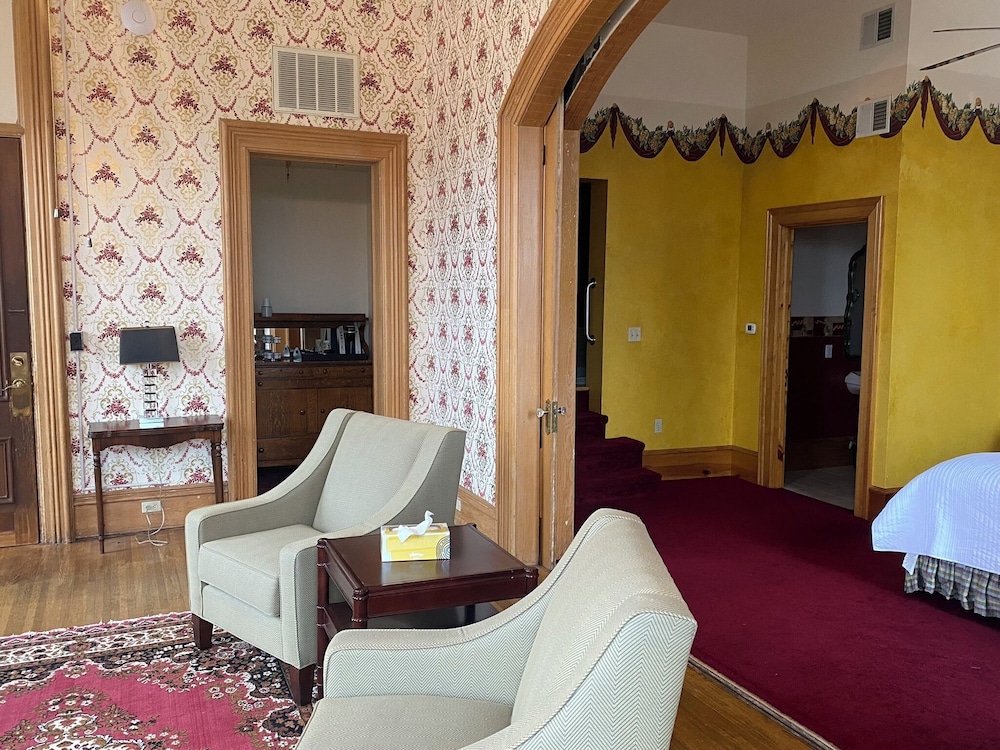 Decker Hotel - photo 11