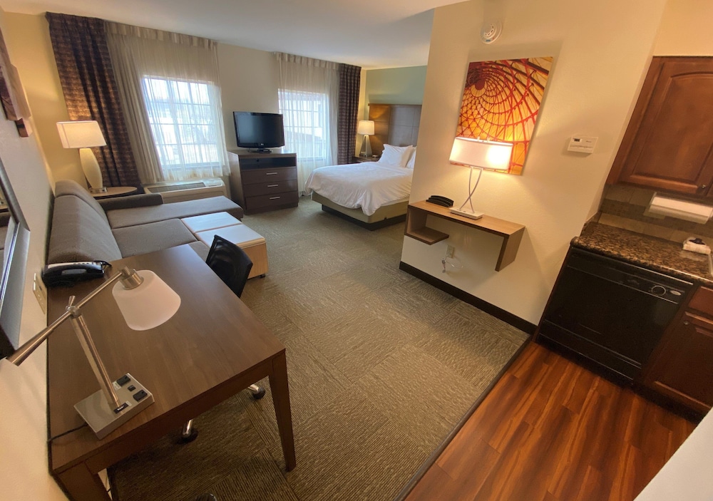 Staybridge Suites Great Falls by IHG - photo 30