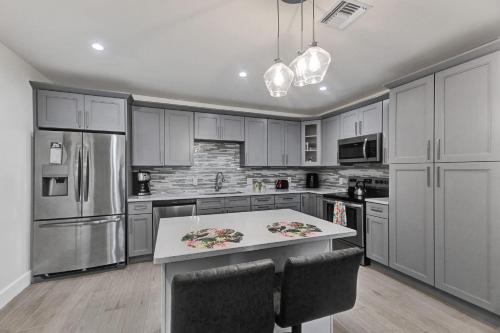 Beachside Villa — 4-Star Luxury Hotel in Fort Lauderdale, United States
