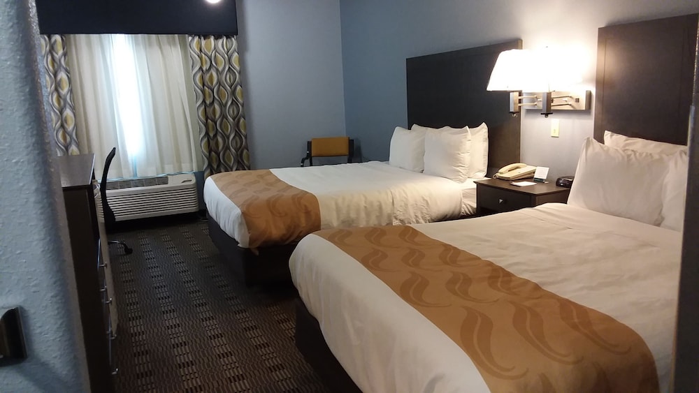 Quality Inn & Suites McCook — Mccook — photo 5