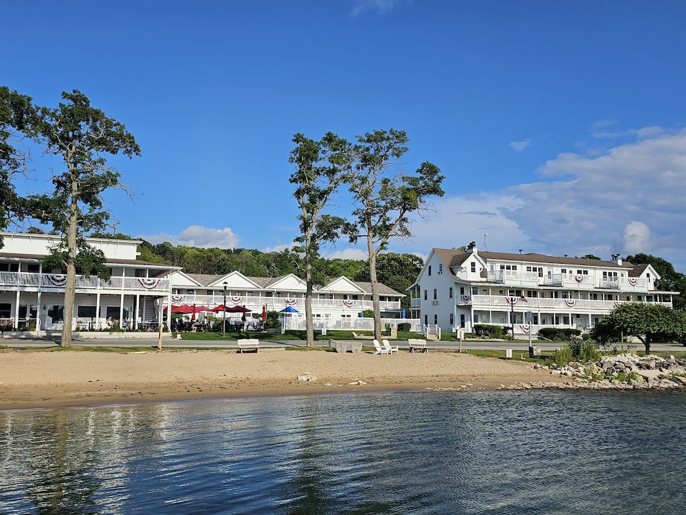 Edgewater Resort - photo 154