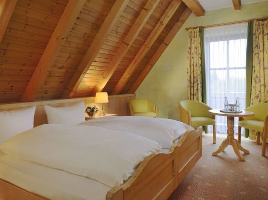 Landhotel Rössle - last minute hotel in Stimpfach