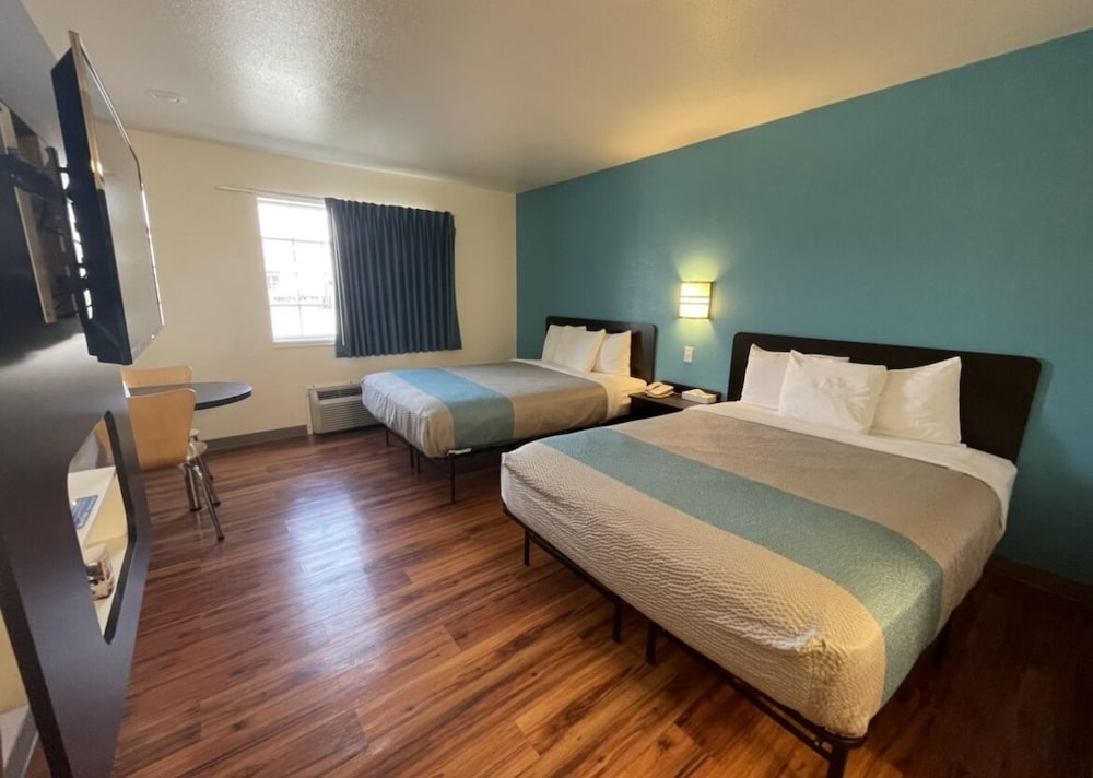 Motel 6 Rigby ID - photo 12