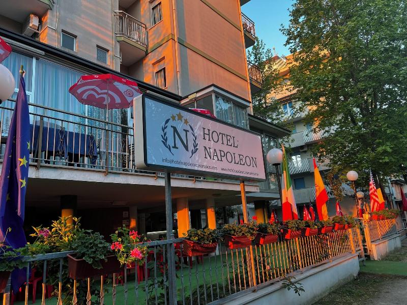 Hotel Napoleon — Cesenatico