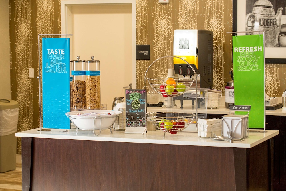 Hampton Inn McPherson - photo 49