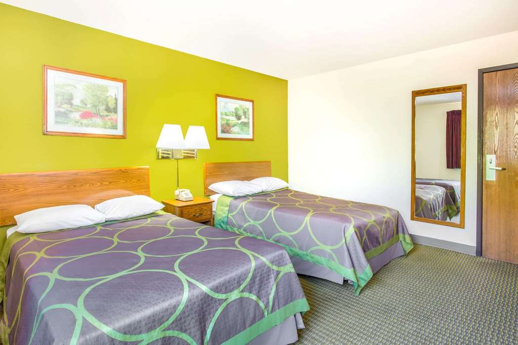Super 8 by Wyndham Richmond Broad Street - photo 14