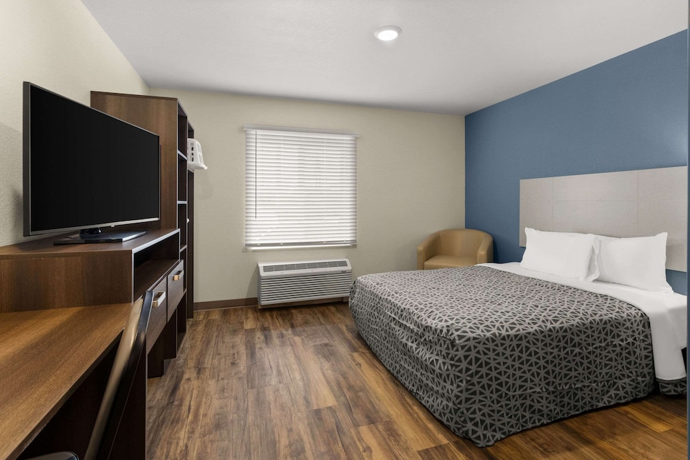 Woodspring Suites Bowling Green I 65 - photo 8
