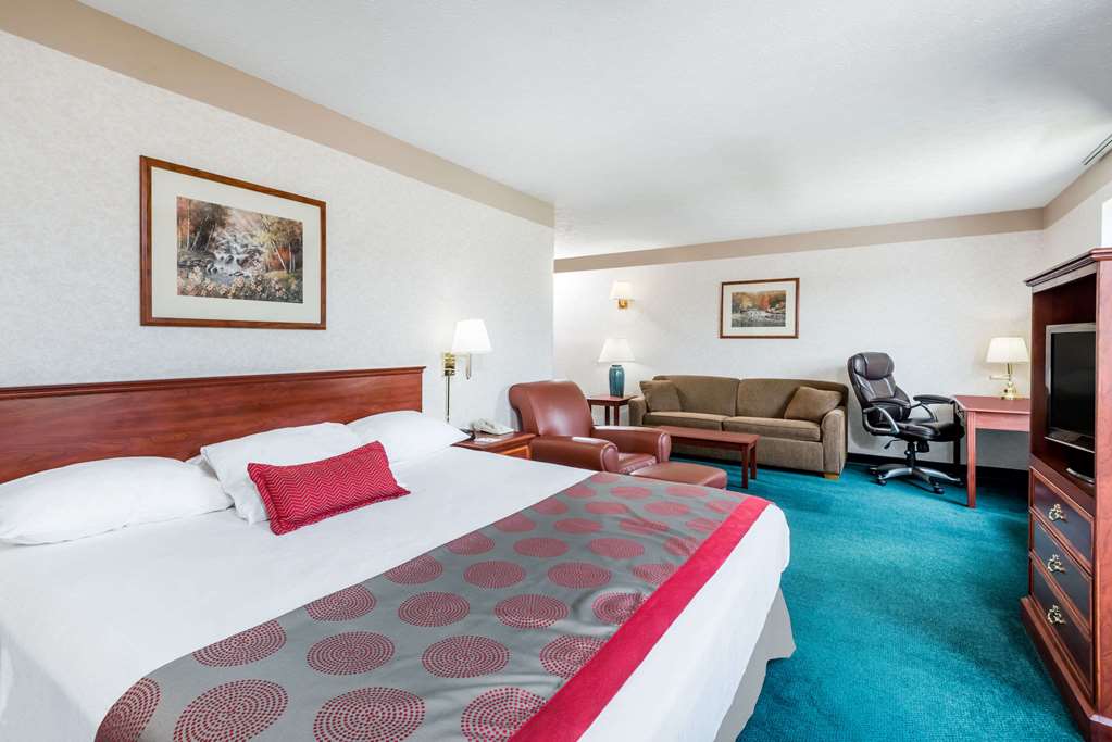 Ramada by Wyndham Strasburg Dover - photo 16