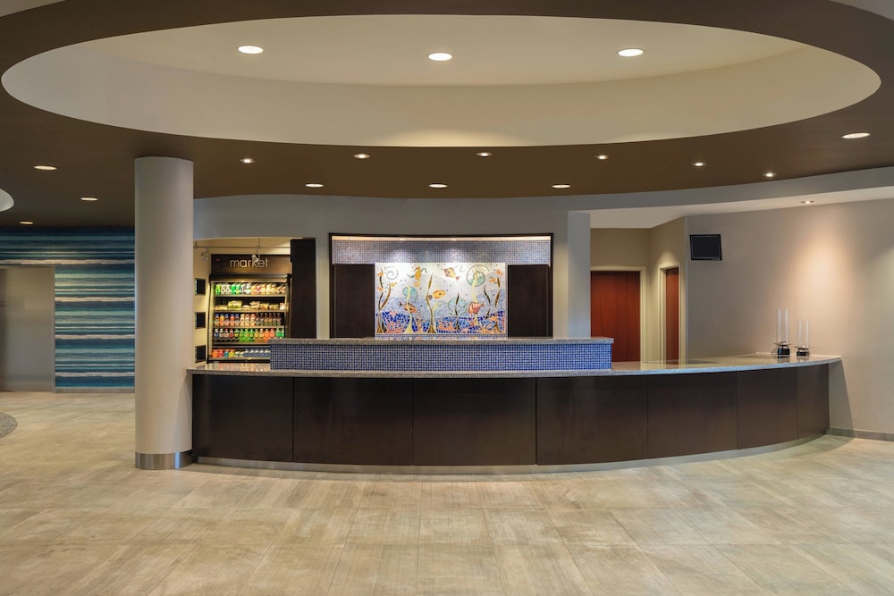 Courtyard by Marriott Fort Lauderdale Airport & Cruise Port - photo 7