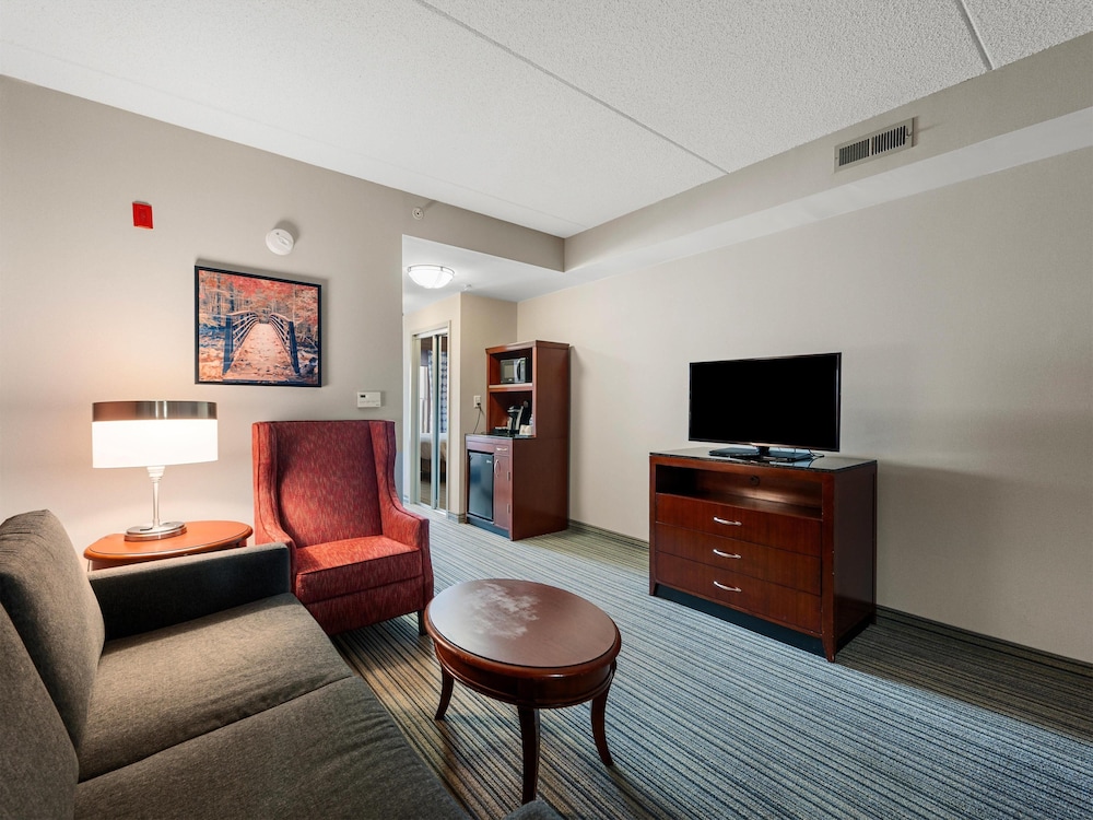 Hilton Garden Inn Winchester - photo 21