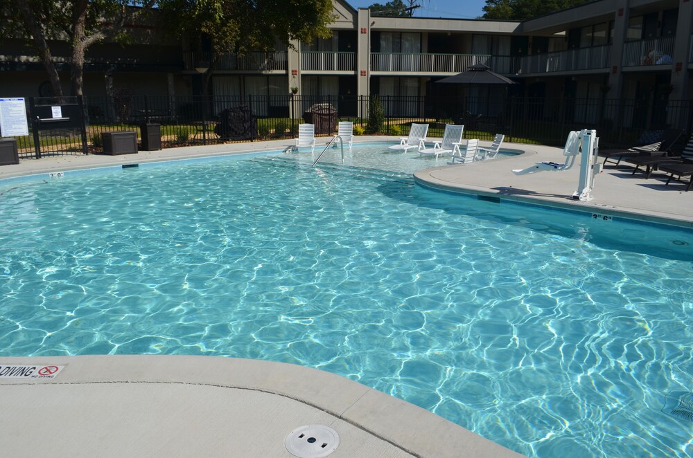 Chapel Hill University Inn - photo 29