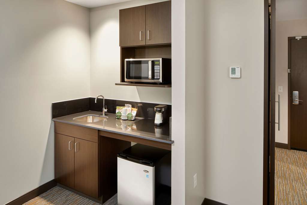 Wingate by Wyndham Hurricane WV - photo 5