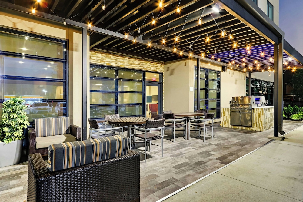 TownePlace Suites by Marriott Houston Northwest Beltway 8 - photo 44