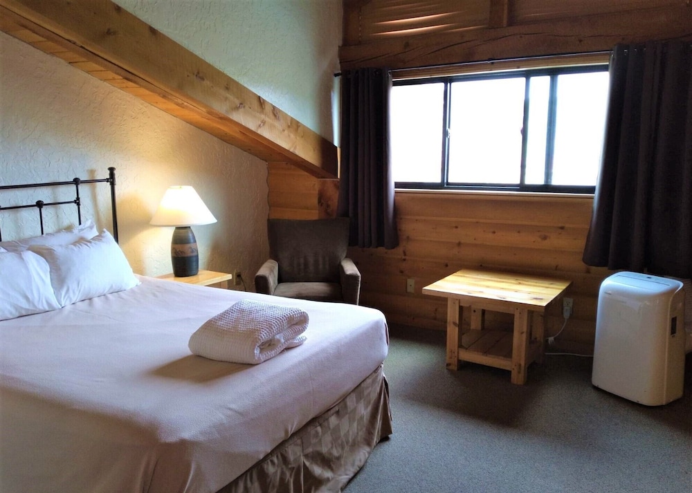 The Boulder Creek Lodge - photo 29