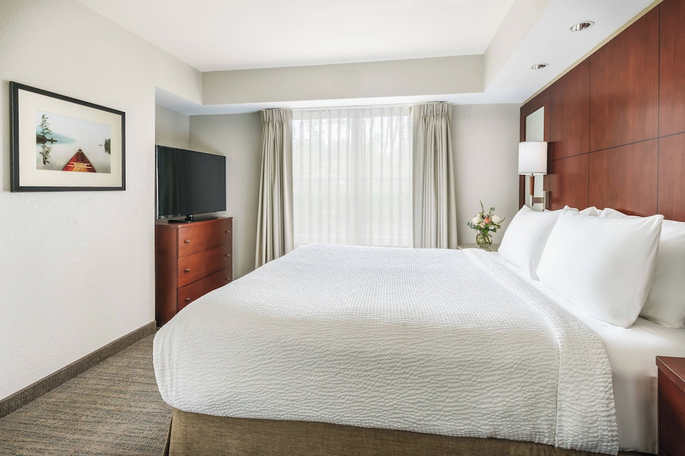 Residence Inn by Marriott Colchester - photo 5