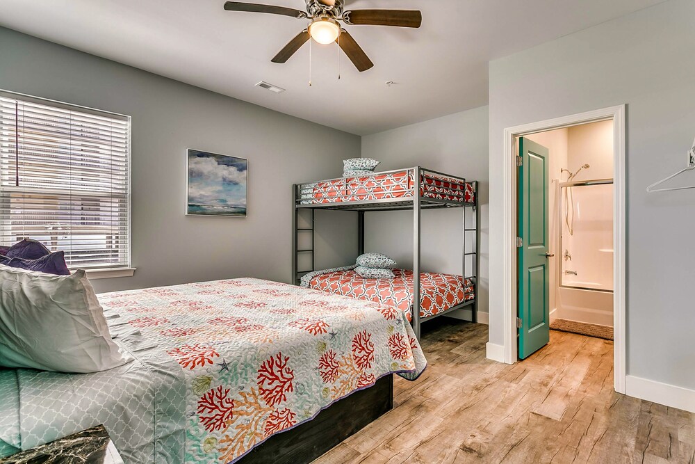 Together Resorts Cherry Grove Resort at 5405 A N Ocean Blvd - photo 12