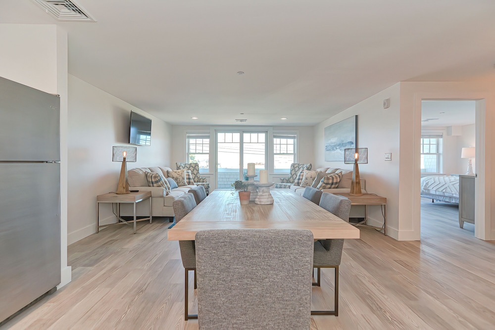 Harbourtown Suites - photo 27