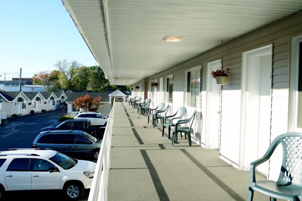Lockview Motel - photo 54
