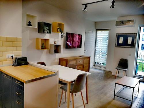 Luxury 1 bedroom free parking — 4-Star Luxury Hotel in Cluj-Napoca, Romania