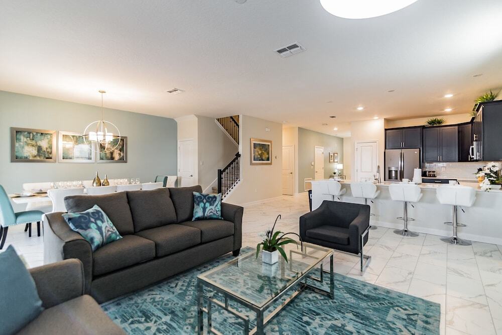 Spacious 8 bed Championsgate Resort Hm 1559pw - featured photo