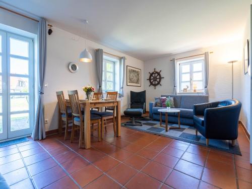 Feriendorf Rugana Komfort Appartement mit 1 Schlafzimmern und Terrasse D28 — 4-Star Luxury Hotel in Dranske, Germany