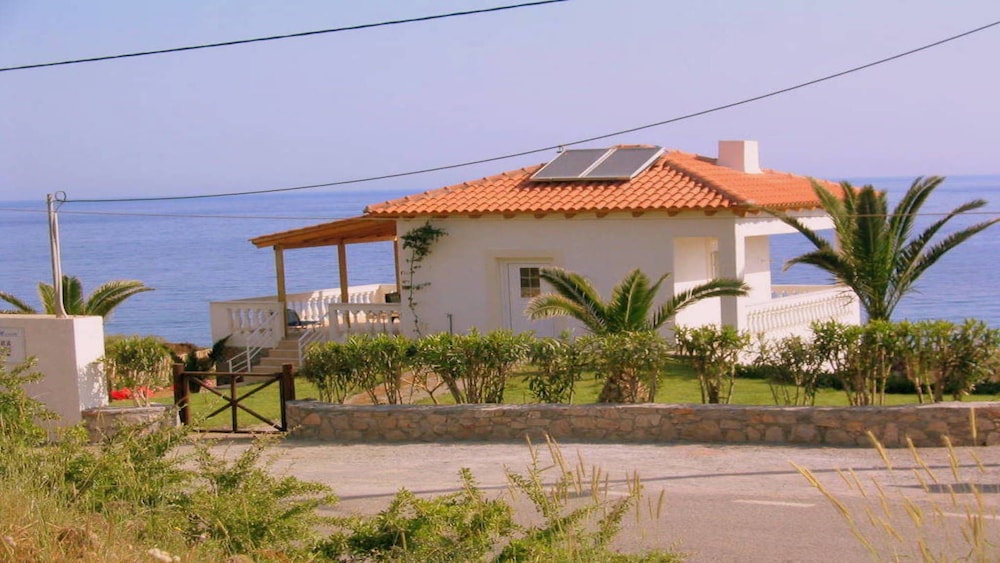 Bungalow Musuri — 4-Star Luxury Hotel in Sitia, Greece