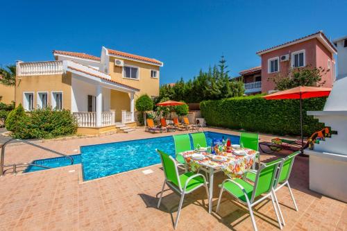 Villa Magnolia by Villa Plus