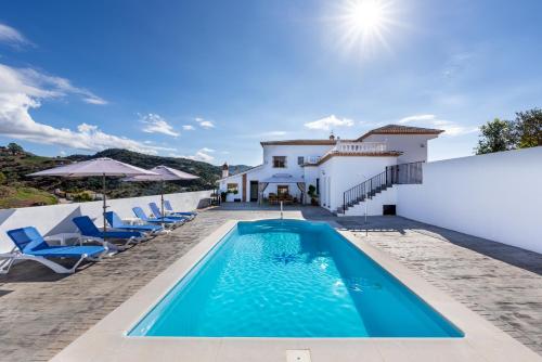 Casa Mari de Almogia by Ruralidays — 4-Star Luxury Hotel in Almogia, Spain
