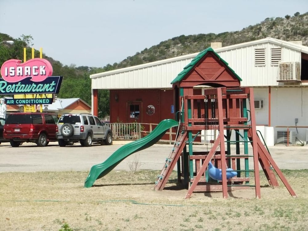 The Hills Motel - photo 18