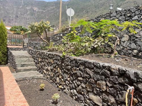 El Hoyo — Frontera — photo 5