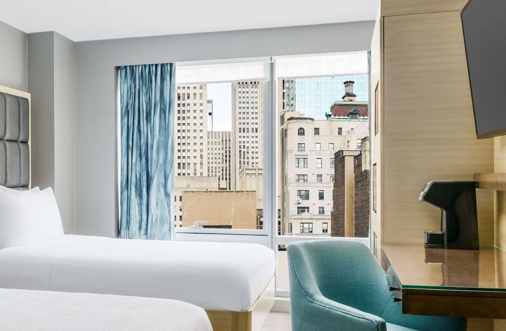 Hilton Garden Inn New York Times Square North - photo 19