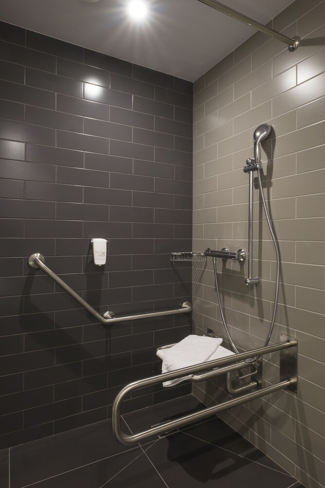 Cosmos Smart Moscow Dubininskaya Hotel - carbon neutral hotel in Moscow