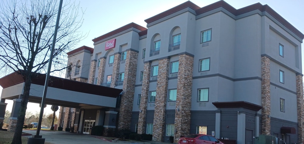 Red Roof Inn & Suites Longview - photo 28