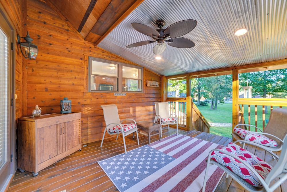 Fishermans Paradise with Fire Pit Deck and Patio in Dover, United States