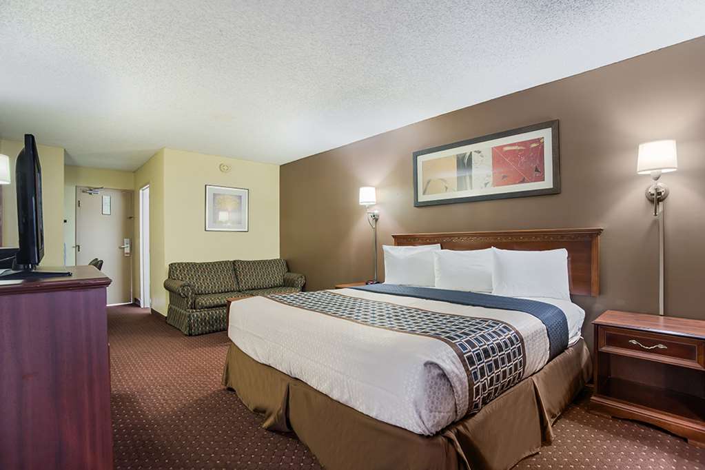 Americas Best Value Inn Tulsa at I 44 - photo 15