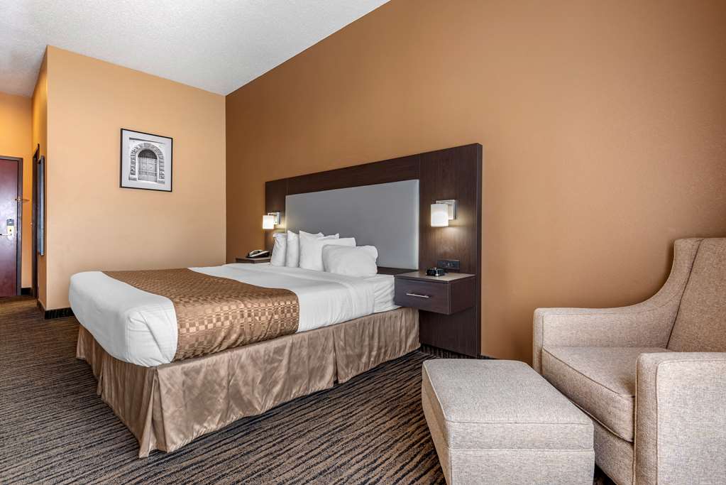 Best Western The Inn At The Fairgrounds - photo 21