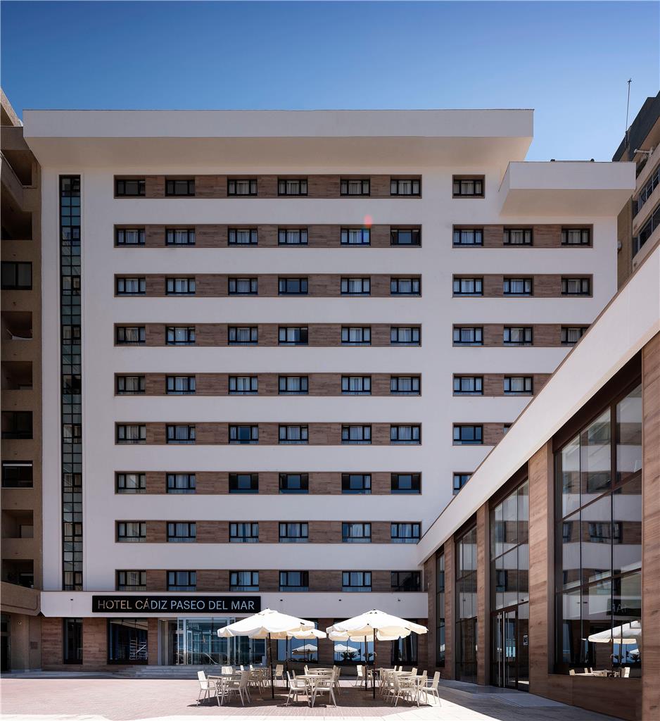 Hotel Cádiz Paseo del Mar Affiliated by Meliá — 4-Star Luxury Hotel in Cadiz, Spain